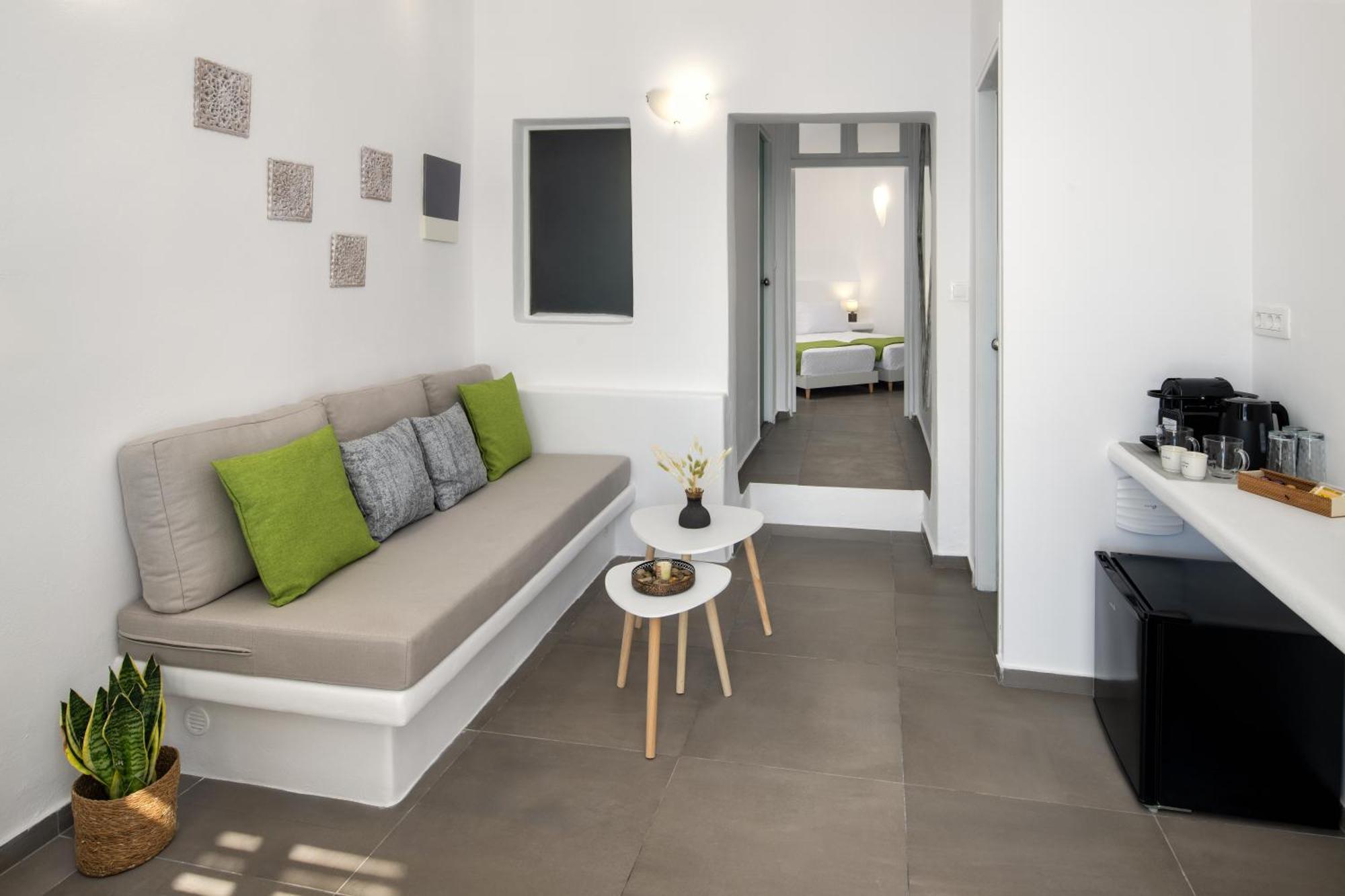 Lava Stone Bed & Breakfast เอีย ภายนอก รูปภาพ